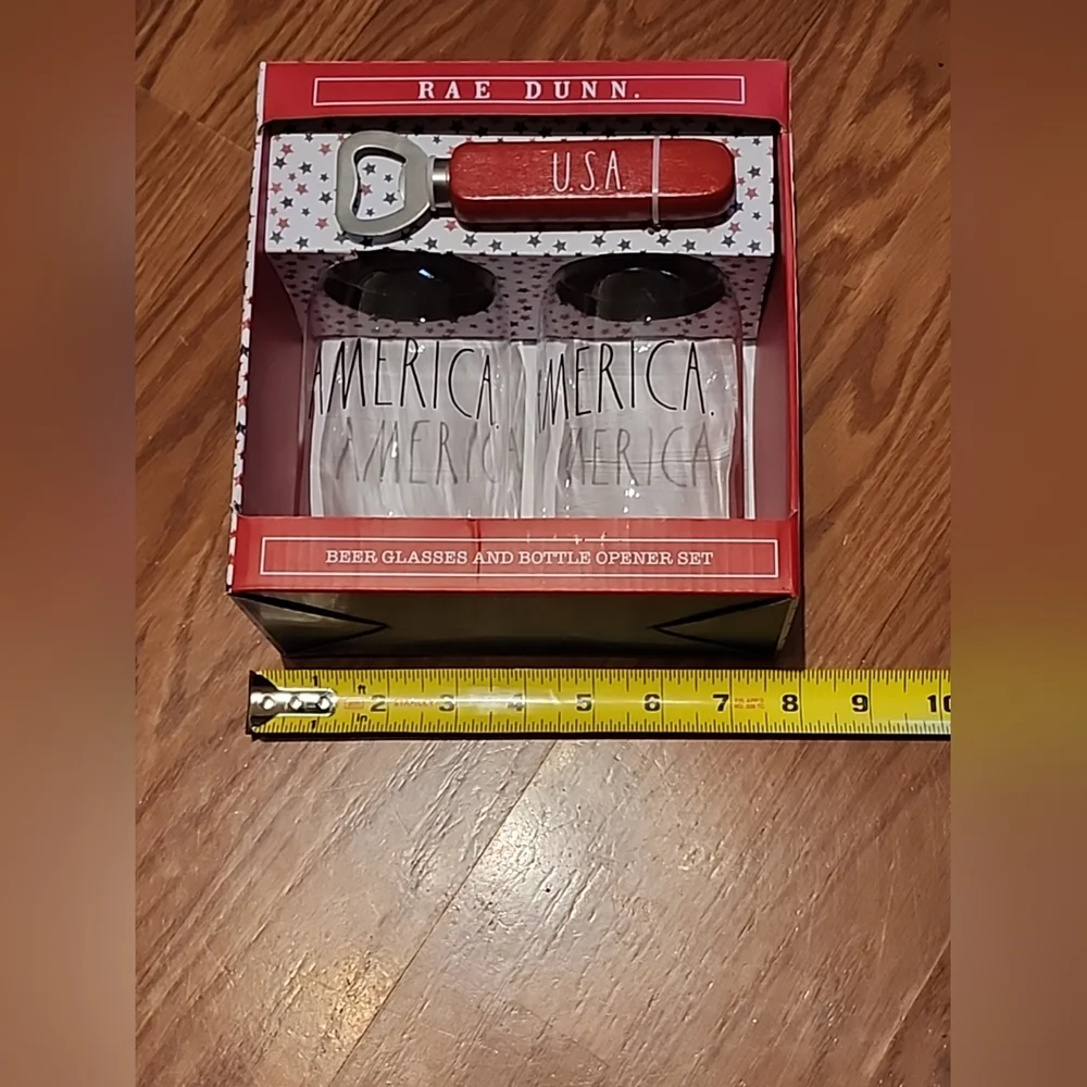 NIB Dunn Red and White‎ Beer Glasses and Bottle Opener Set